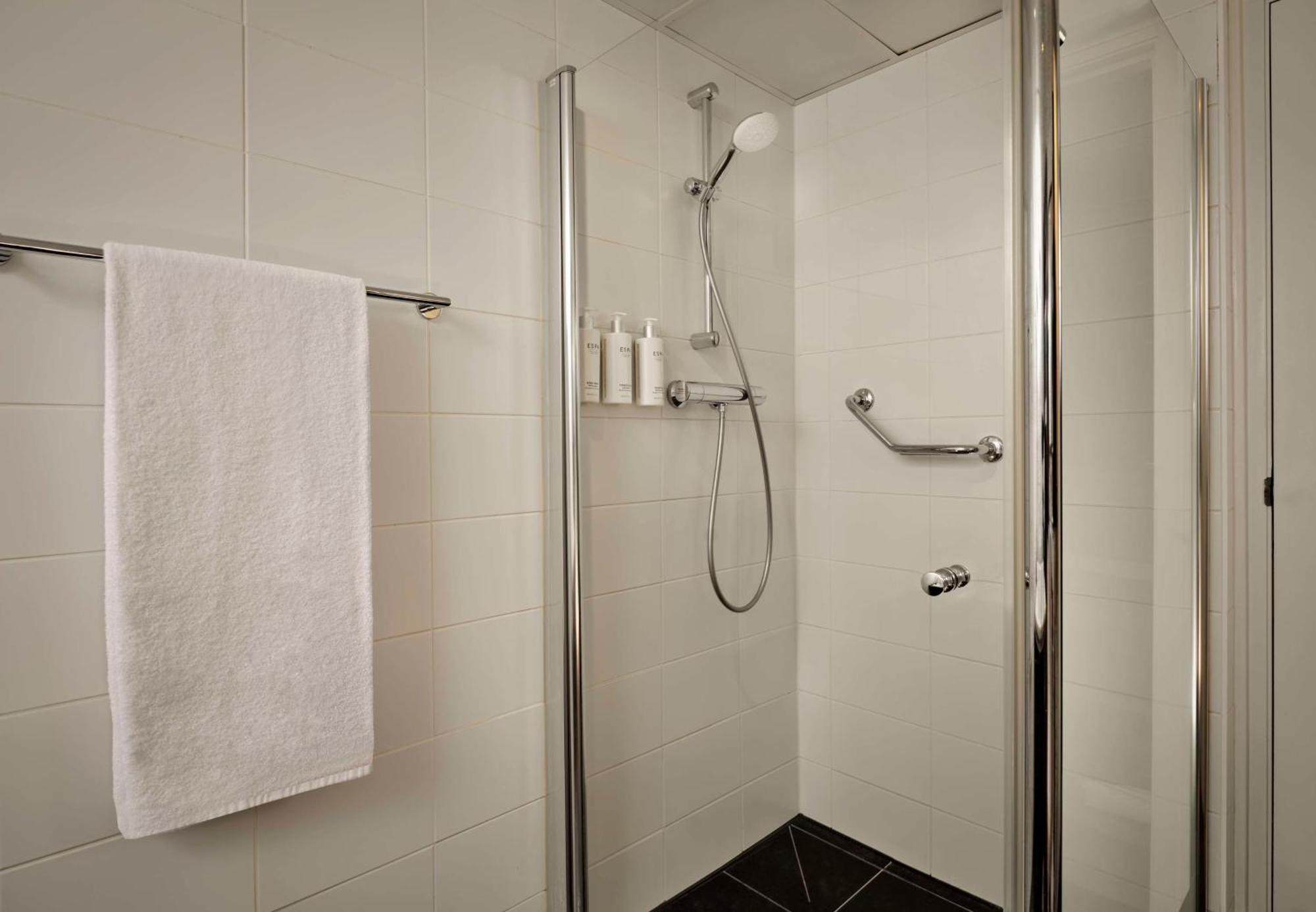 Hotel Park Plaza 4*