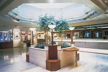 Park Plaza Hotel 4*